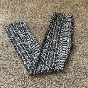 Under Armour Black & White Patterned Leggings
